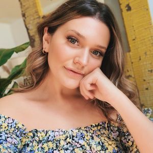 Meet your Posher, Kaylie